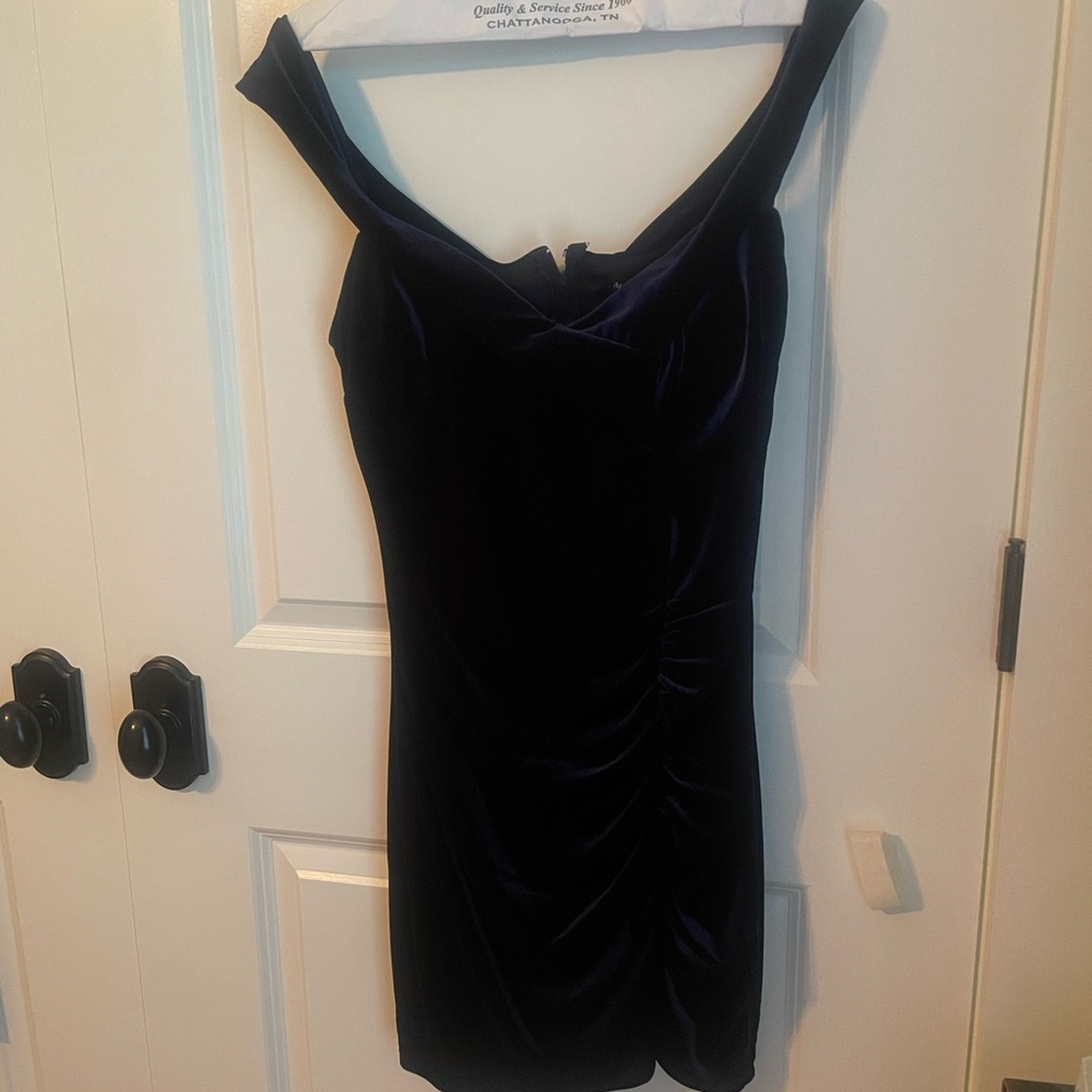 Elegant Off-Shoulder Navy Dress